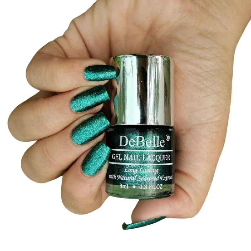 Elegant nail polish for elegant beauty-DeBelle Gel Nail Lacquer Cosmic Emerald (Glitter Emerald Green), 8ml